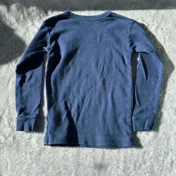 GAP - long sleeve glow  in the dark slim fit T-shirt. Size 3 - Picture 4 of 4